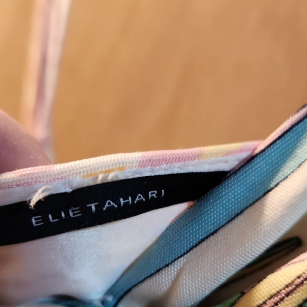 Elie Tahari Multicolor Striped Garment - Picture 3 of 3
